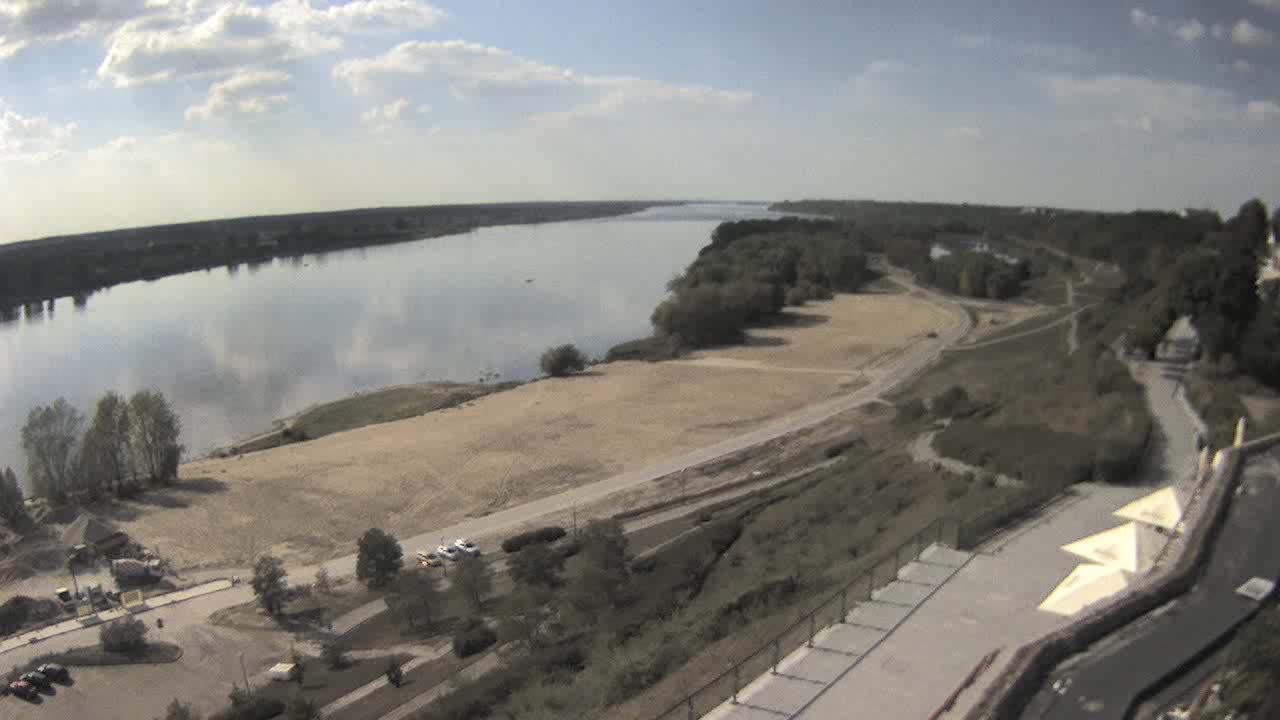 Obraz z kamery na plażę nad Wisłą w Płocku w dniu 2018-09-10 14:49