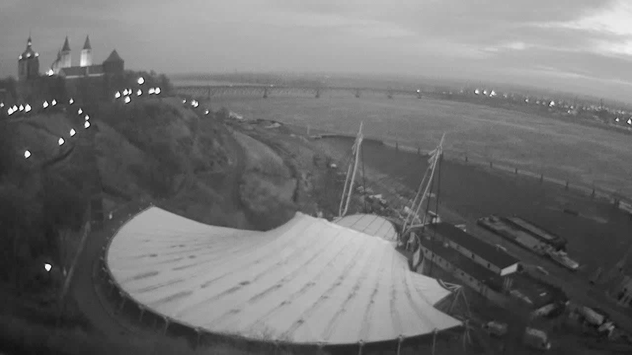Obraz z kamery na Wzgórze Tumskie w Płocku w dniu 2018-03-11 18:00