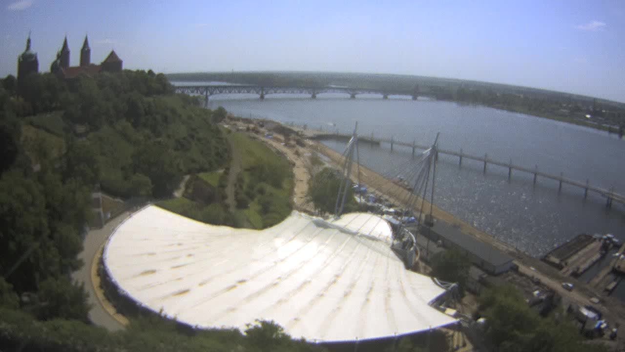 Obraz z kamery na Wzgórze Tumskie w Płocku w dniu 2018-05-10 12:24
